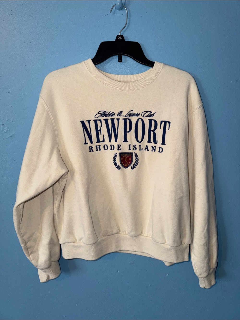 Hollister Newport Rhode Island Crewneck Sweatshirt - Cream